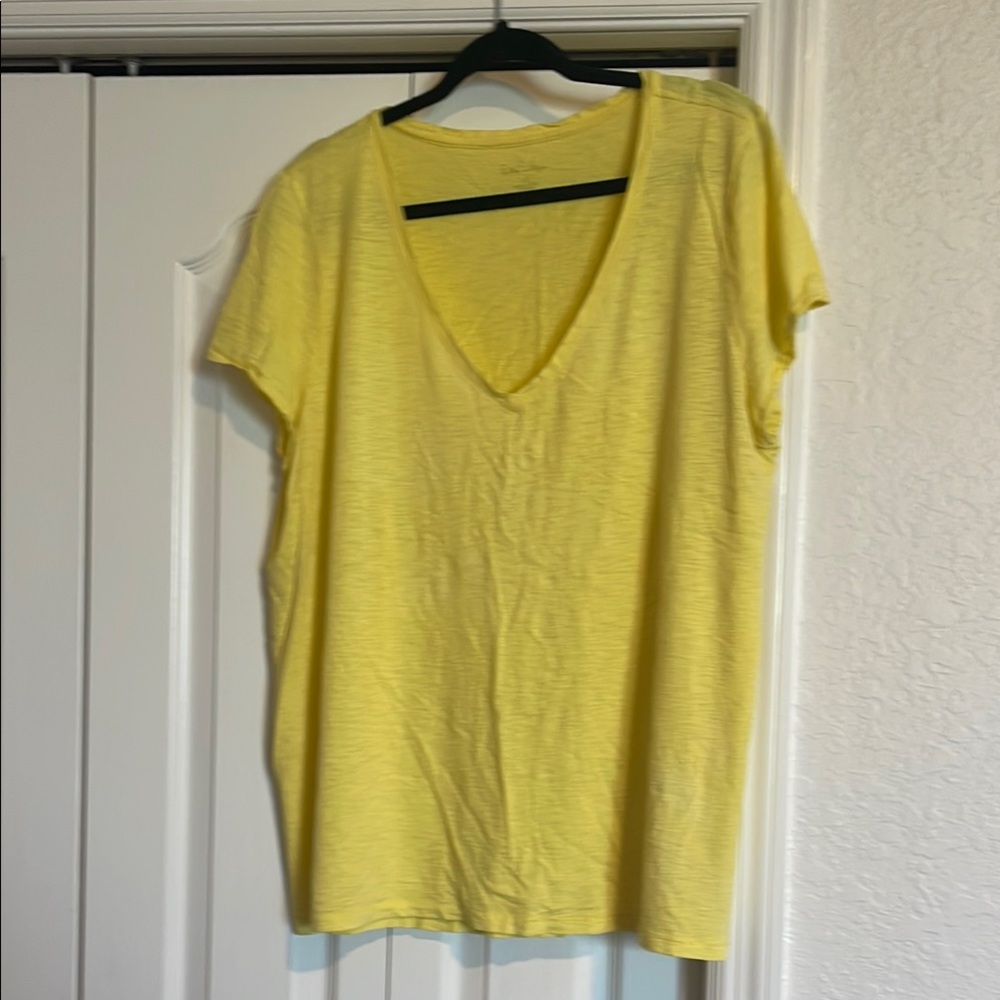 Lilly Pulitzer Yellow Short Sleeve Tee